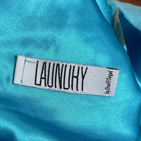 Vintage y2k Laundry by Shelli Segal Silk Blue Floral Asymmetrical Midi Dress 2 - Picture 7 of 11